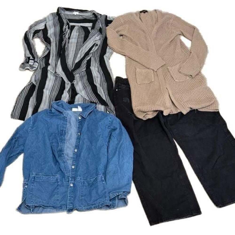 Four Piece Plus Size Clothing Bundle Women’s Size 2X